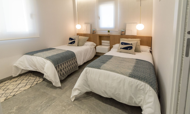 Новое здание - Таунхаус -
Pilar de la Horadada