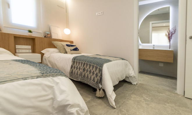 Новое здание - Таунхаус -
Pilar de la Horadada