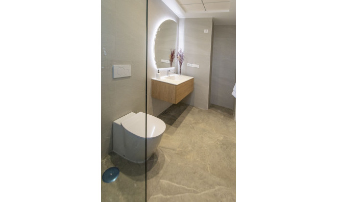 Новое здание - Таунхаус -
Pilar de la Horadada