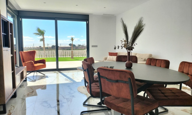 Nybyggnation - Radhus -
Pilar de la Horadada