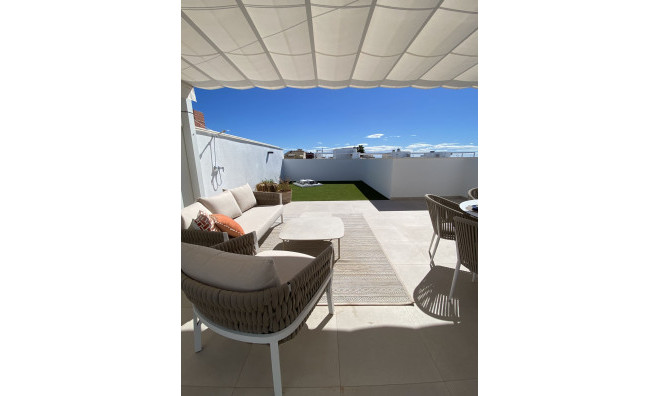 Obra nueva - Bungalow -
Pilar de la Horadada