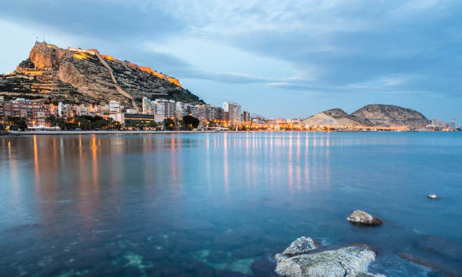 Новое здание - Таунхаус -
Mutxamel