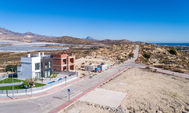 Новое здание - Таунхаус -
Mutxamel