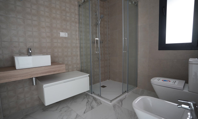 Новое здание - Таунхаус -
Polop