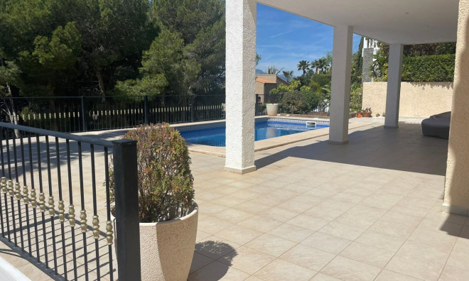 Nybyggnation - Villa -
Altea