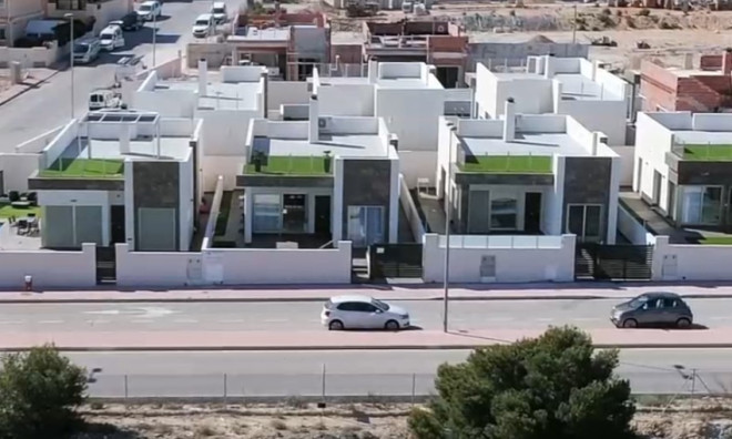 Obra nueva - Adosado -
Orihuela Costa