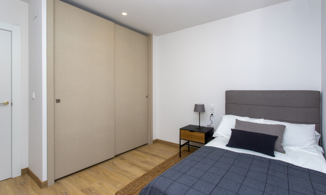 Новое здание - Вилла / Полуотдельная -
Monforte del Cid