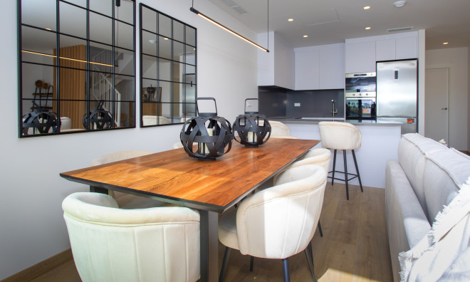 Новое здание - Вилла / Полуотдельная -
Monforte del Cid