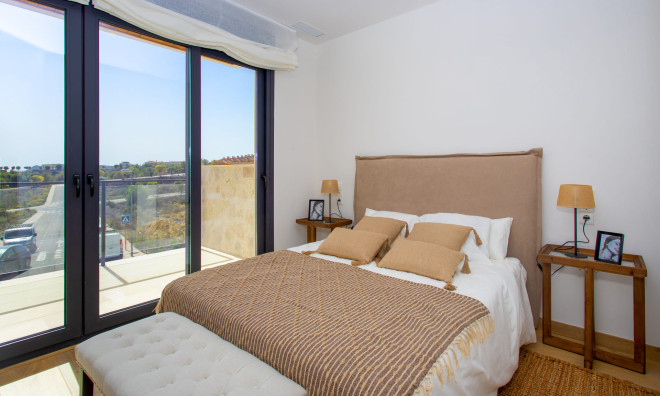 Новое здание - Вилла / Полуотдельная -
Monforte del Cid