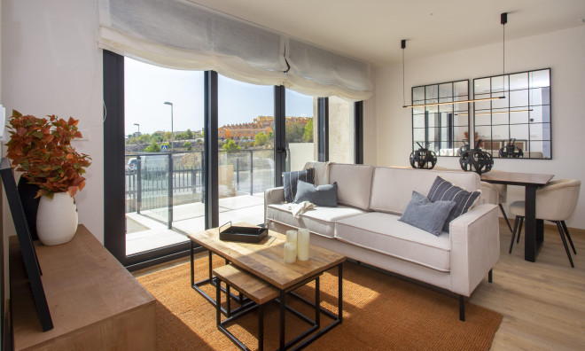 Новое здание - Вилла / Полуотдельная -
Monforte del Cid