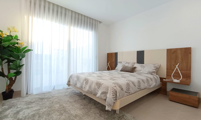 Obra nueva - Villa / Semi pareado -
Benijofar