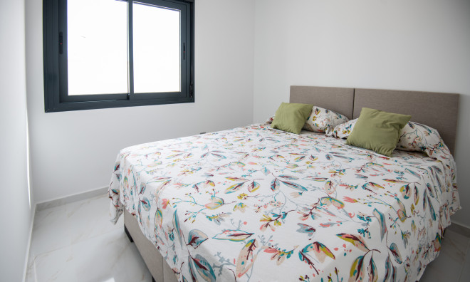 Nybyggnation - Radhus -
Pinar de Campoverde