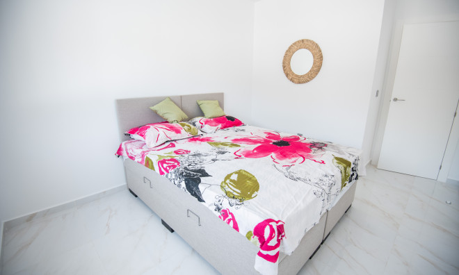 Nybyggnation - Radhus -
Pinar de Campoverde