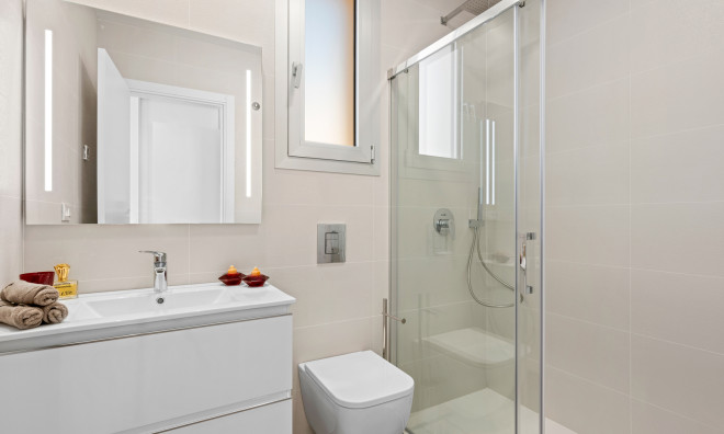 Nybyggnation - Takvåning -
Orihuela Costa