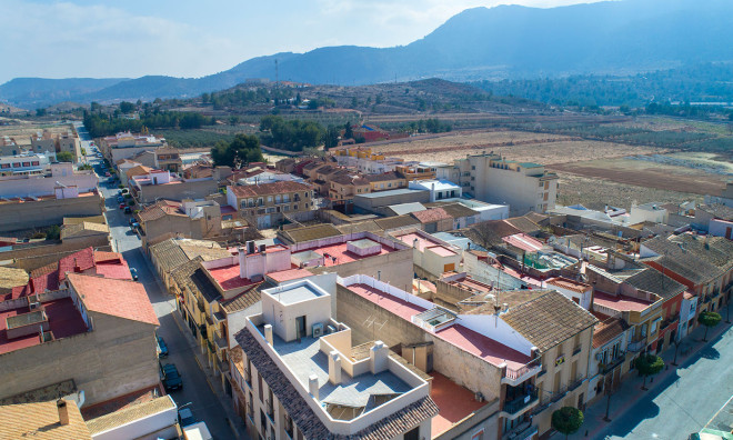 Obra nueva - Ático -
Hondón de las Nieves