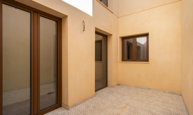 Obra nueva - Ático -
Hondón de las Nieves