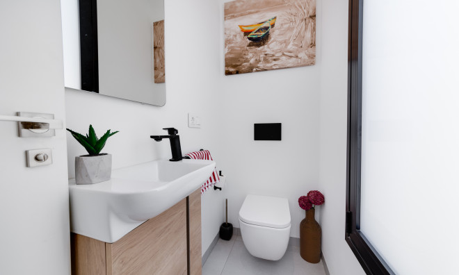 Новое здание - Таунхаус -
Pilar de la Horadada