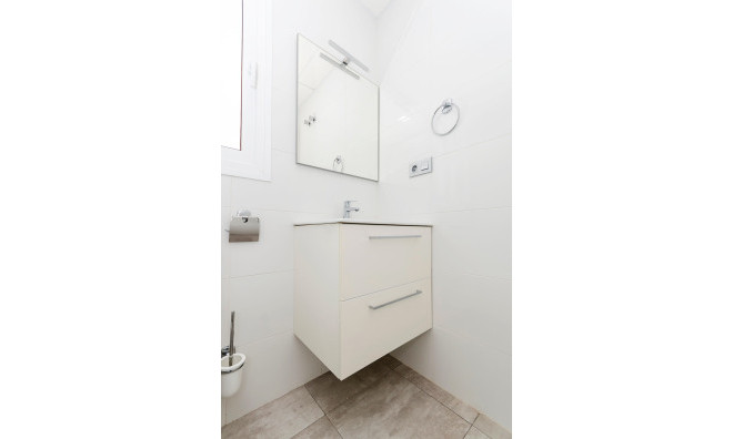 Nybyggnation - Villa / parhus -
Torrevieja