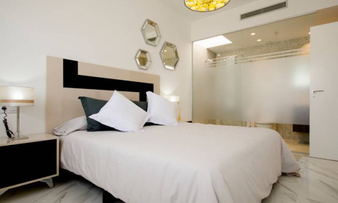 Obra nueva - Villa -
Orihuela Costa