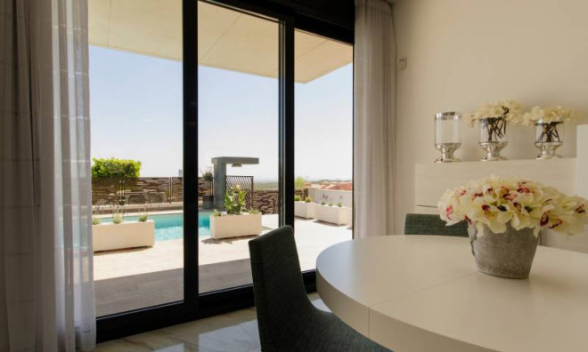 Obra nueva - Villa -
Orihuela Costa