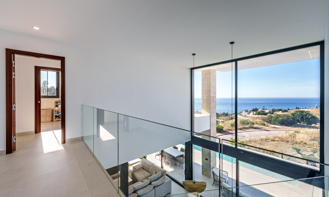 Nieuwbouw Woningen - Villa -
Benalmádena