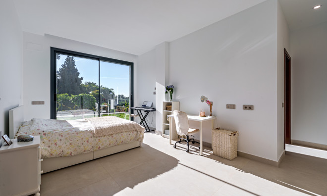 Nieuwbouw Woningen - Villa -
Benalmádena