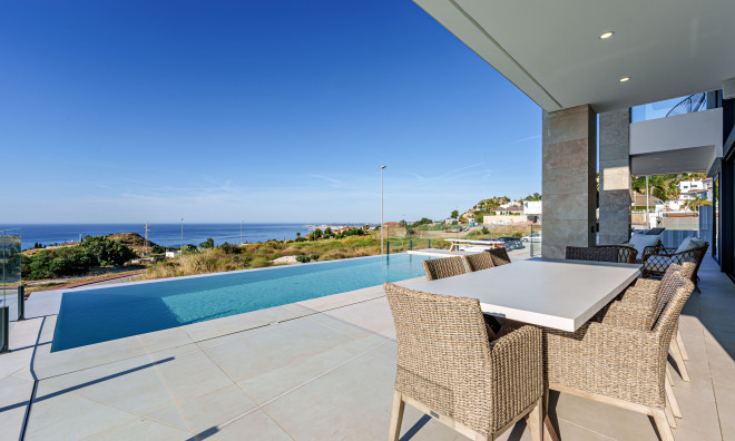 Nieuwbouw Woningen - Villa -
Benalmádena