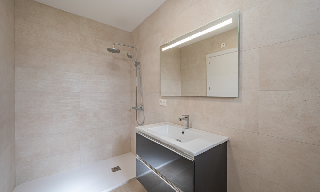 Nouvelle construction - Maison de ville -
Viñuela