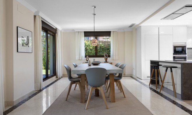 New Build - Townhouse -
La Gaspara