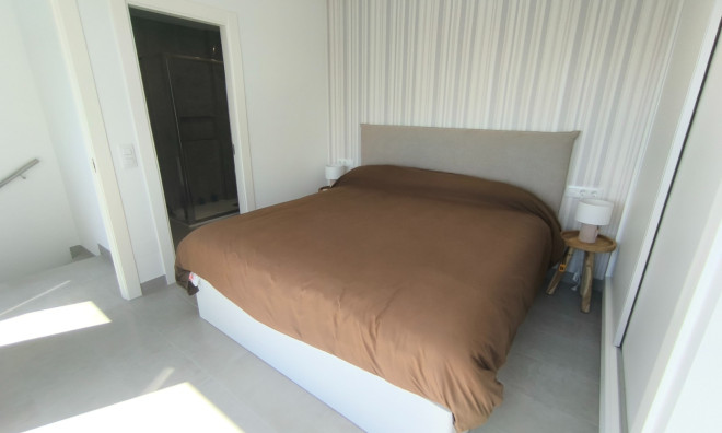 Herverkoop - Villa -
Cartagena - Los Belones