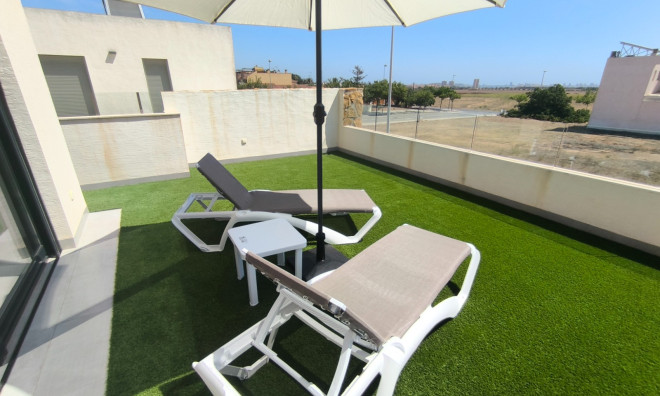 Herverkoop - Villa -
Cartagena - Los Belones