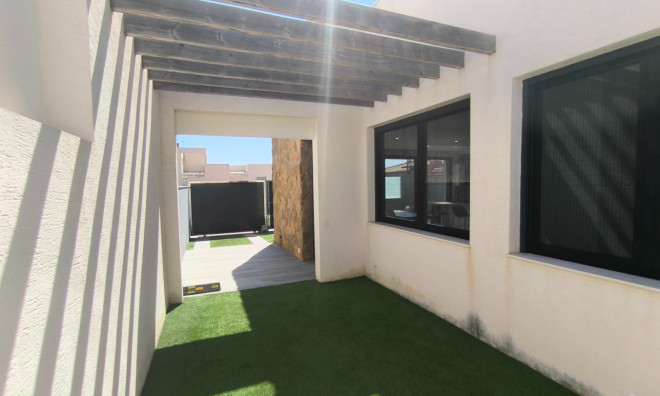 Herverkoop - Villa -
Cartagena - Los Belones