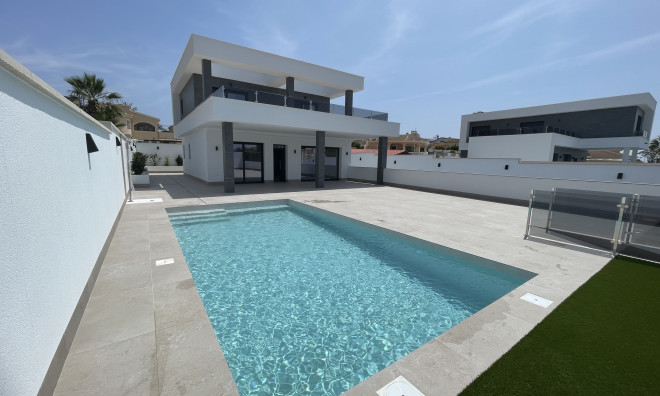 Nouvelle construction - Maison de ville -
Ciudad Quesada