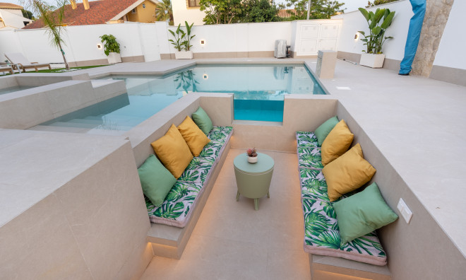 Obra nueva - Villa -
Orihuela Costa