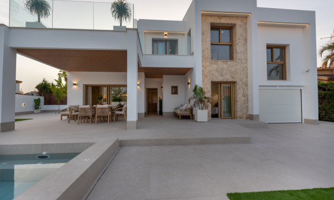 Obra nueva - Villa -
Orihuela Costa