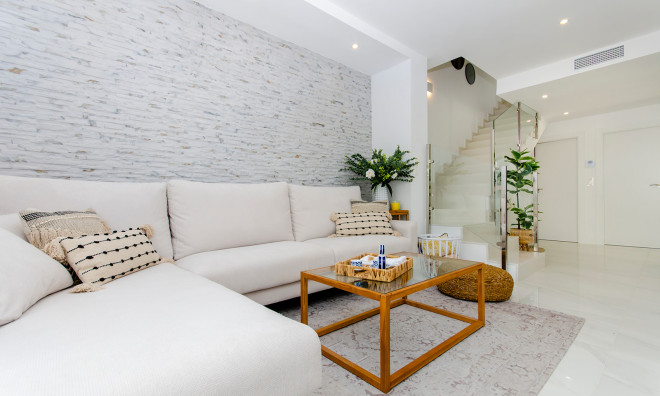 Новое здание - Таунхаус -
Orihuela Costa