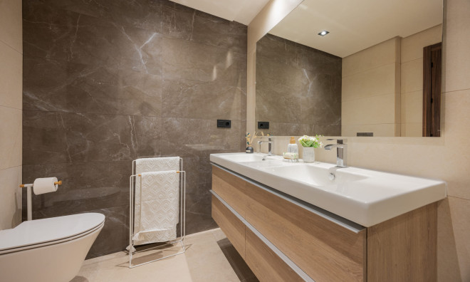 Obra nueva - Ático -
Marbella