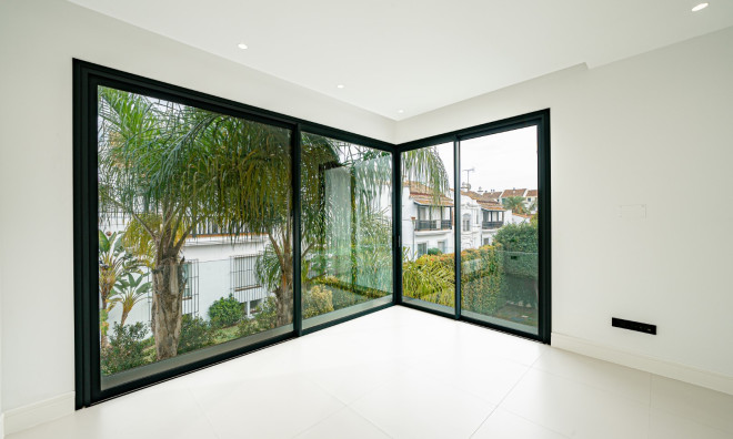 New Build - Villa -
Marbella