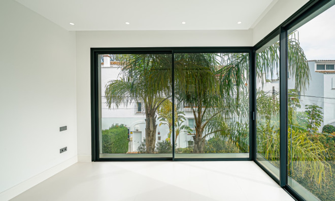 New Build - Villa -
Marbella