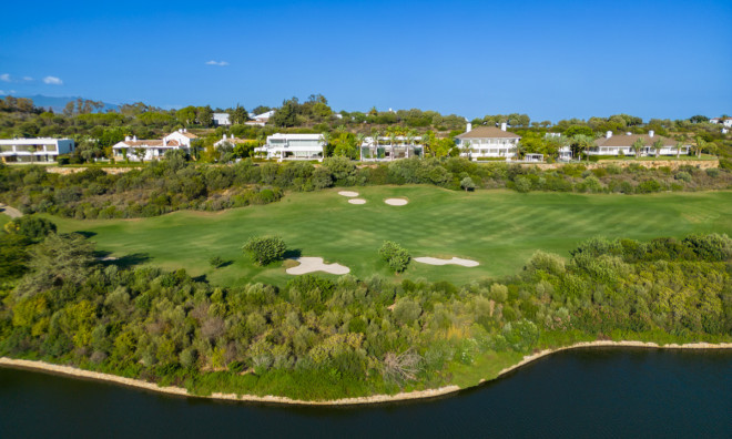 Nybyggnation - Villa -
Casares