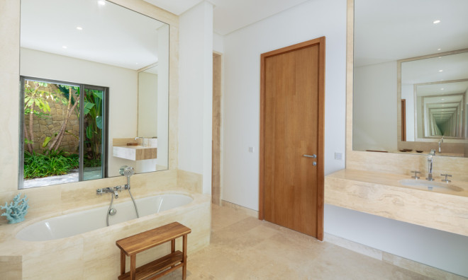 Obra nueva - Villa -
Casares