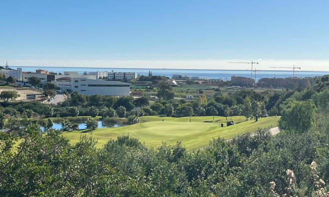 Obra nueva - Villa -
Estepona