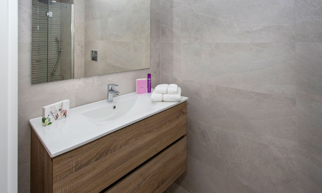 Obra nueva - Apartamento / piso -
San Pedro del   Pinatar - San Pedro del Pinatar 