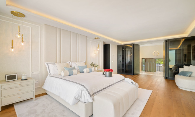 Новое здание - Villa -
Marbella