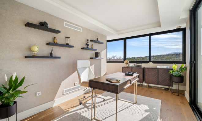 Новое здание - Villa -
Marbella