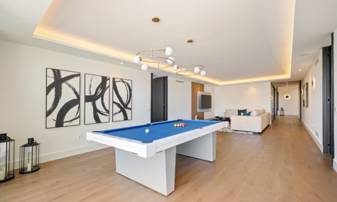 Новое здание - Villa -
Marbella