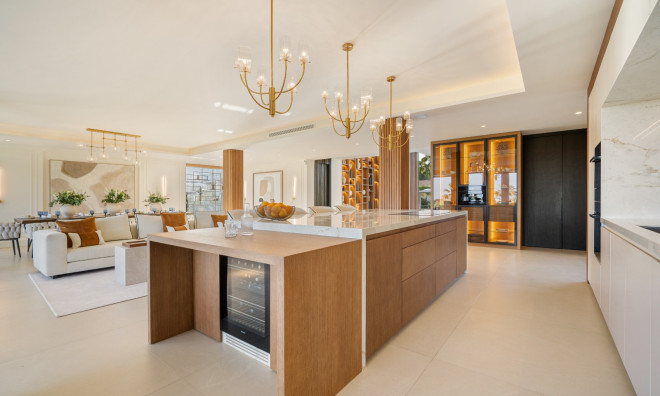 Новое здание - Villa -
Marbella