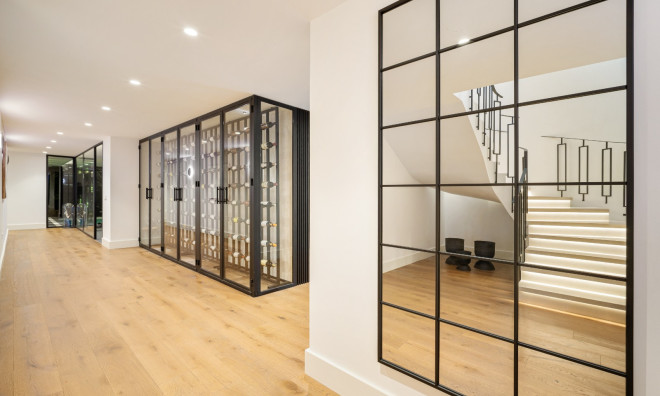 Новое здание - Villa -
Marbella