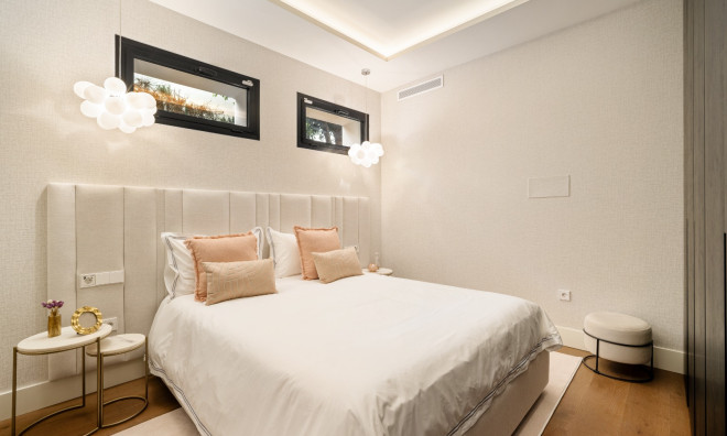 Новое здание - Villa -
Marbella