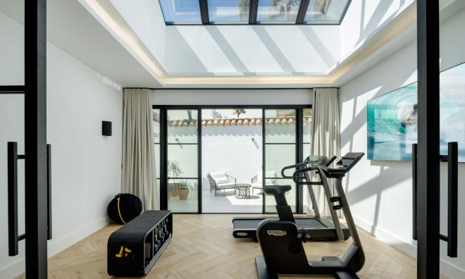 Новое здание - Villa -
Benahavís